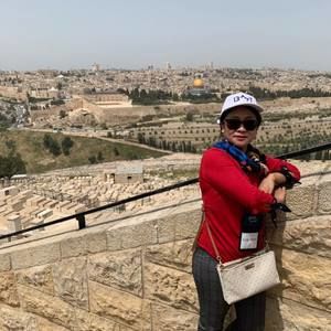 Meet your Posher, Edna